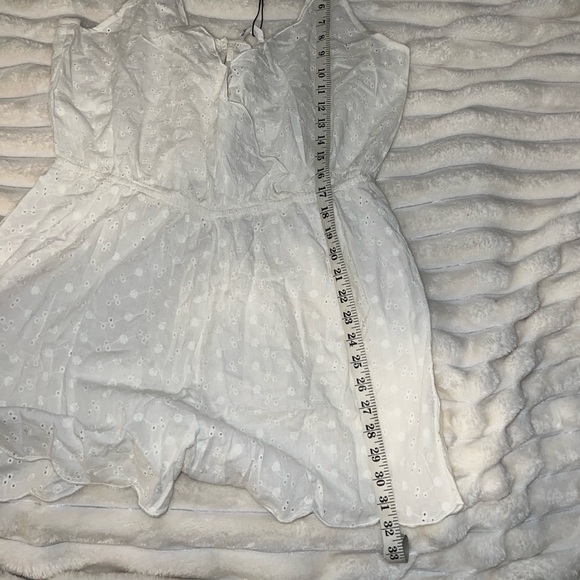 White Eyelet Romper XL - Picture 9 of 12